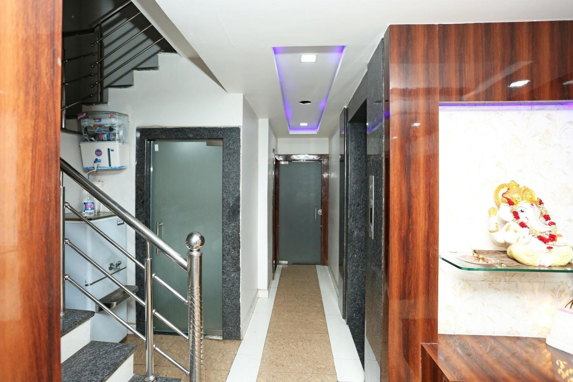 Collection O 3995 Hotel Shree Kishan Palace Бхопал Экстерьер фото