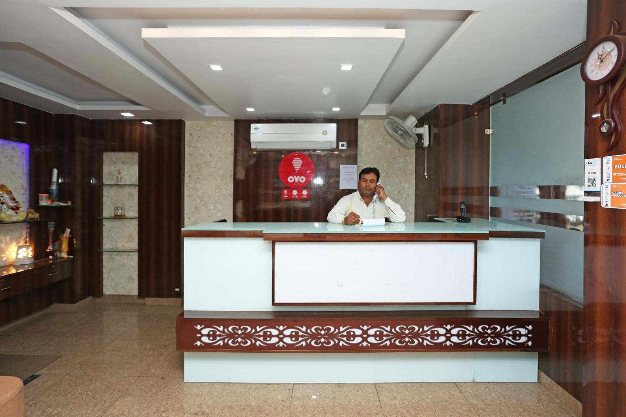 Collection O 3995 Hotel Shree Kishan Palace Бхопал Экстерьер фото